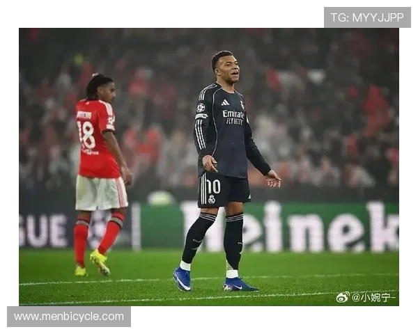 本菲卡遭遇欧冠四连败 巴萨皇马双杀